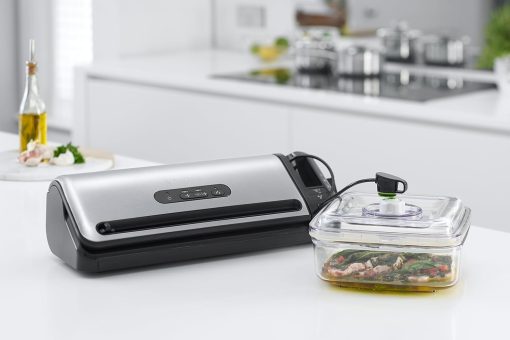 FoodSaver Machine Sous Vide avec compartiment de rangement pour rouleau et cutter, fonction marinade, inclus sacs de mise sous vide assortis et adaptateur intégré [FFS017X ] - Image 15