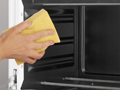 BRANDT FC215MB - Mini four - 21L - Multifonction - 5 positions de cuisson - Porte double vitre - Cavité anti-adhésive - Accessoires : lèchefrites, grille, pince pour récupérer les plats - 1380W - Noir - Image 15