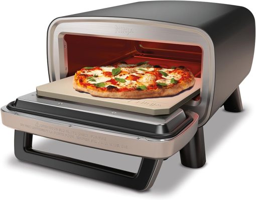 Ninja Woodfire Four à pizza extérieur électrique 8-en-1, rotissoire & fumoir barbecue avec grille, plaque pro-heat, pierre à pizza, granulés de bois et pelle, 6 réglages, orange foncé OO101EU - Image 2
