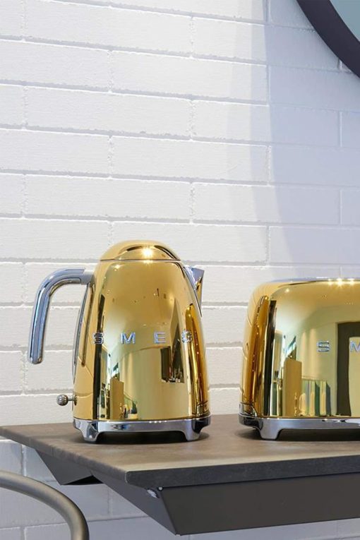 Smeg, Bouilloire électrique KLF03PGEU 1,7 L, Filtre Anticalcaire Lavable, Arrêt Automatique de Sécurité, Indicateur de Niveau d'Eau, Base Antidérapante, Range Cordon, Puissance 2400W, Vert d'Eau - Image 47