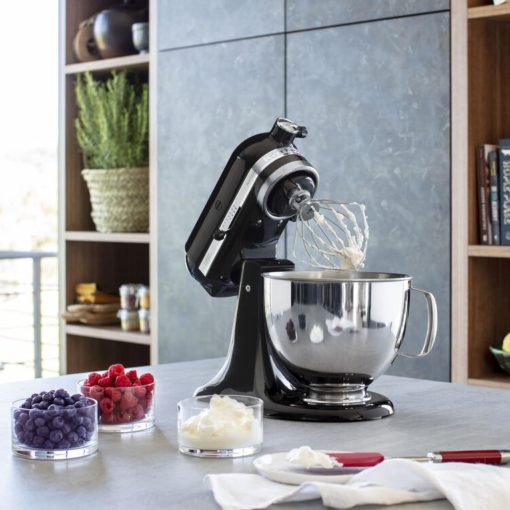 KitchenAid Robot Patissier I Artisan I Robot cuisine multifonctions à tête inclinable I Avec 4 accessoires I Bol de 4,8L | Crème - Image 32